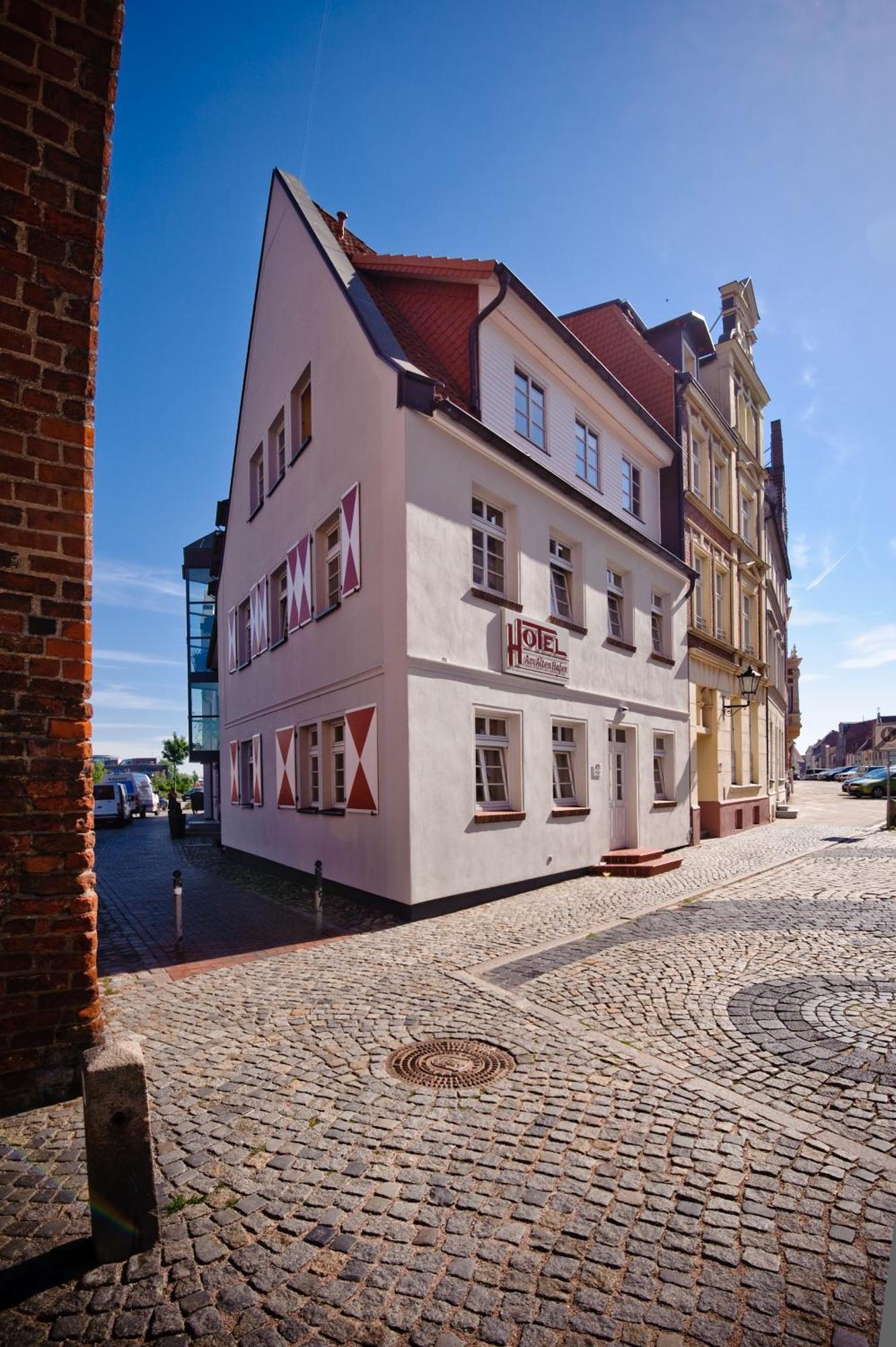 Hotel Am Alten Hafen Висмар Экстерьер фото
