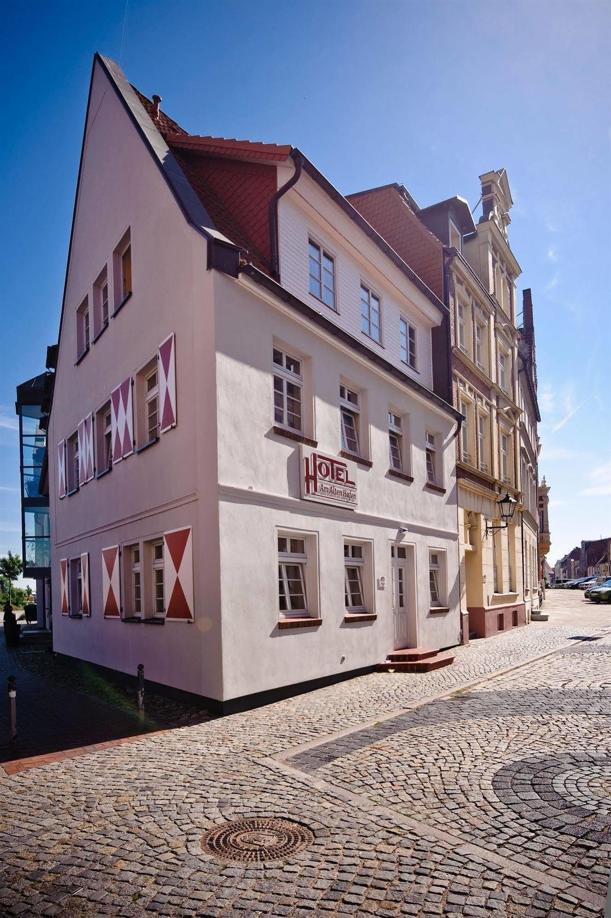 Hotel Am Alten Hafen Висмар Экстерьер фото