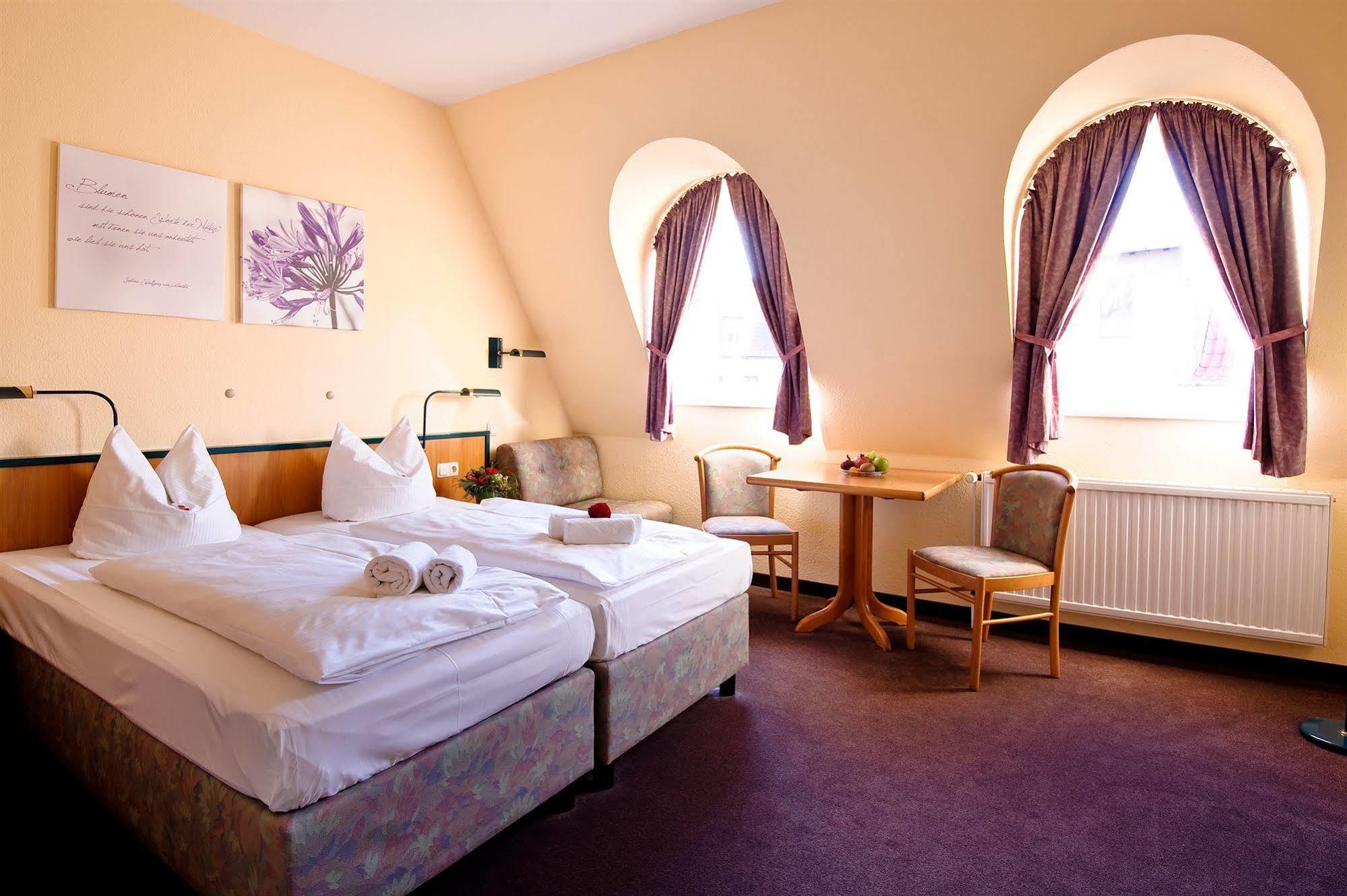 Hotel Am Alten Hafen Висмар Экстерьер фото
