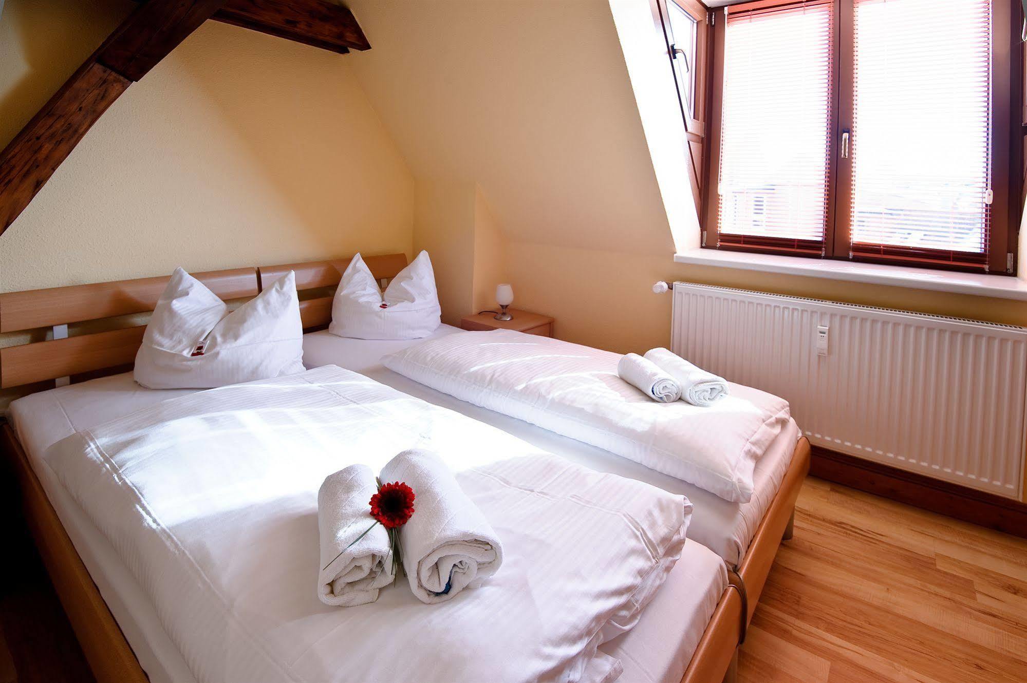 Hotel Am Alten Hafen Висмар Экстерьер фото