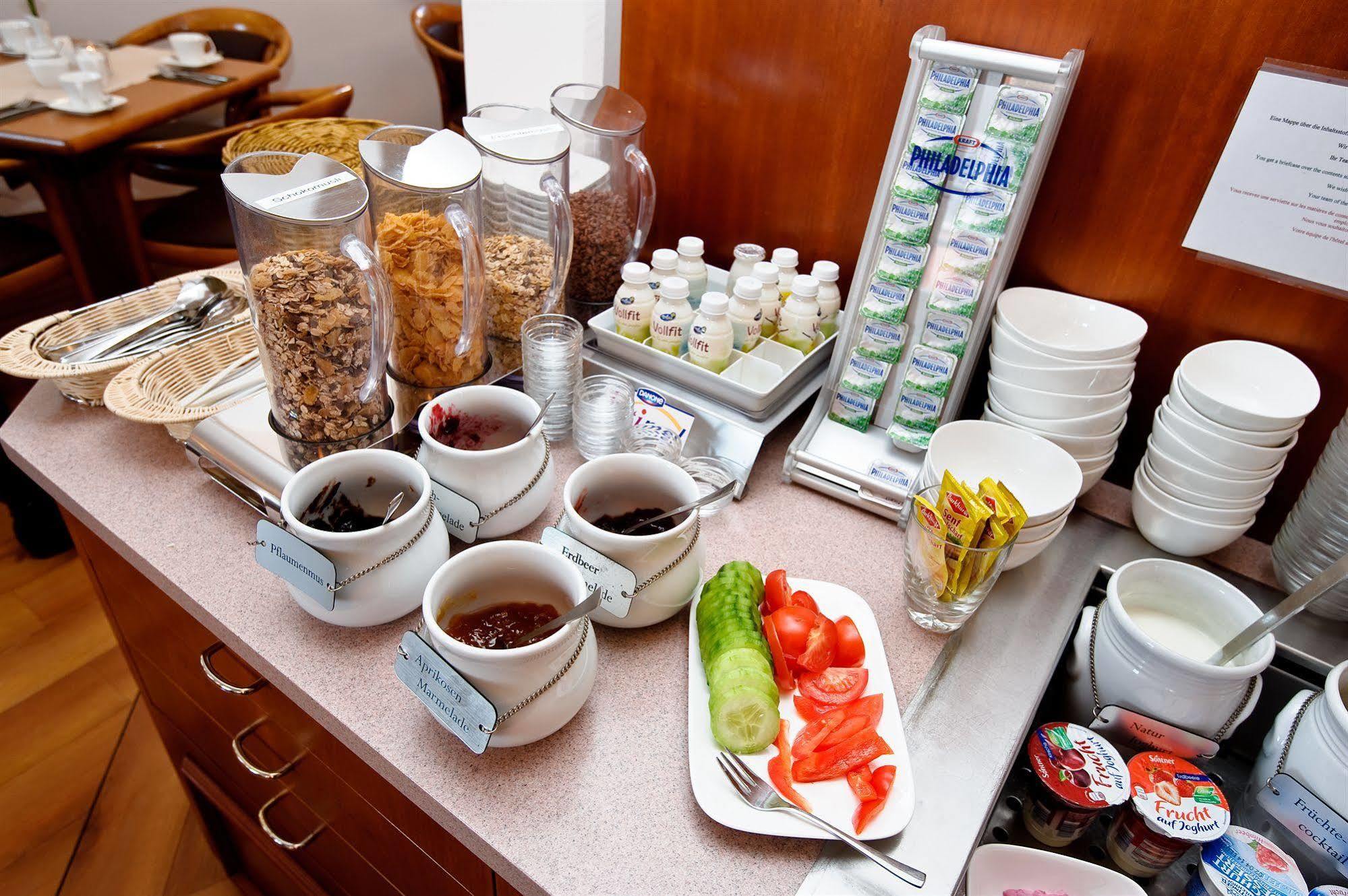 Hotel Am Alten Hafen Висмар Экстерьер фото